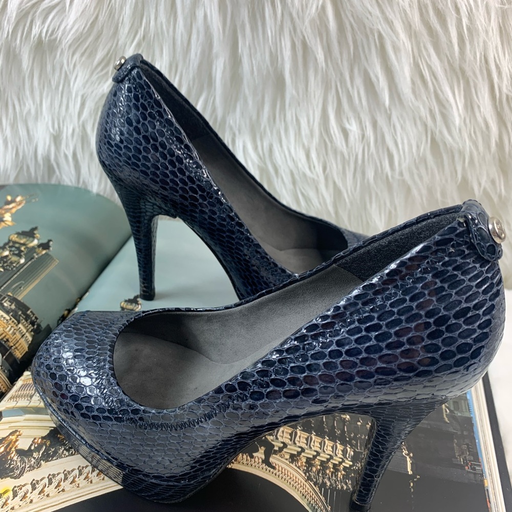 💥💥💥SOLD💥💥💥Stuart Weitzman Pump Women's 6.5M - Picture 4 of 8